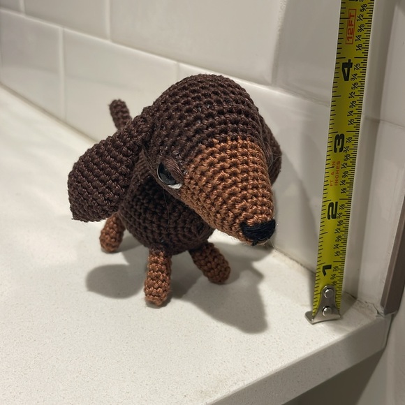 Handcrafted Dachshund Decor Amigurui Crochet Figure Dog Puppy Chocolate Brown - Picture 10 of 10
